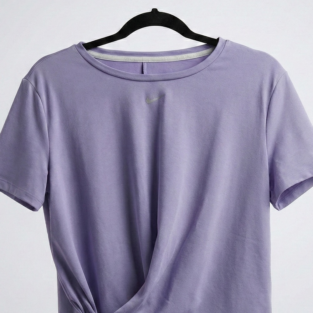 Nike Women's Light Purple Short Sleeve Tee